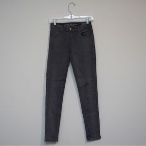 Grey American Eagle jeggings